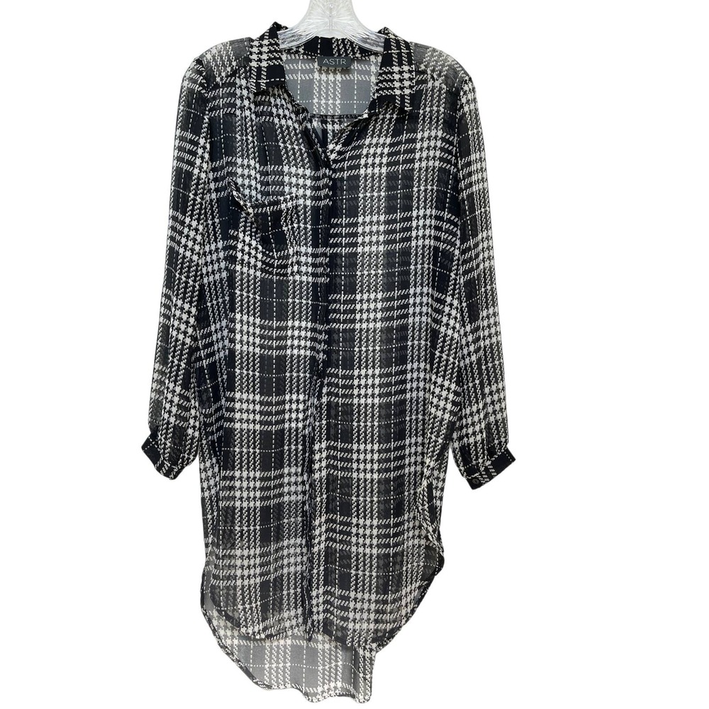 ASTR the Label Womens Black White Plaid Sheer Longline Button Down Shirt AT11092